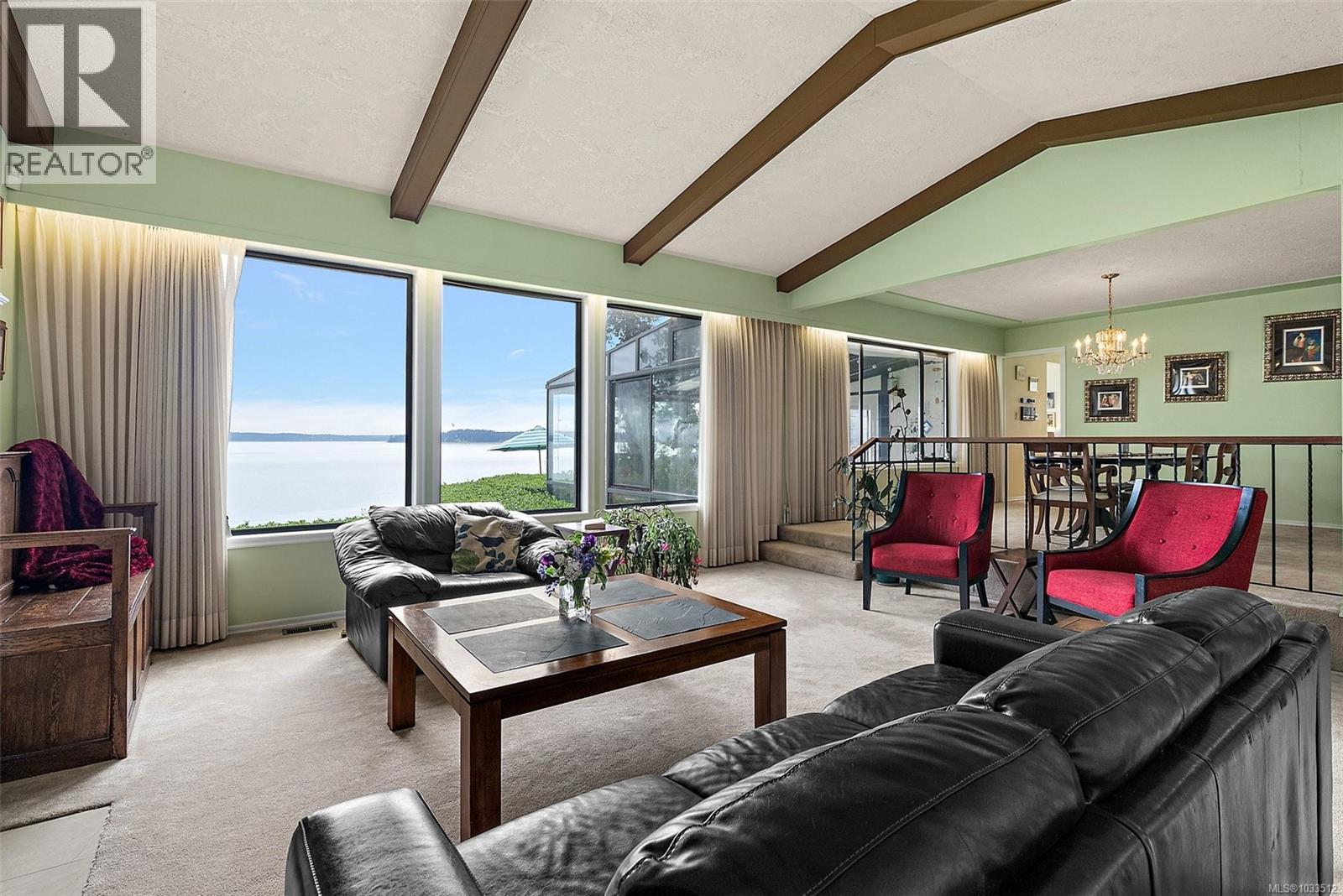  8877 Lochside Drive, North Saanich