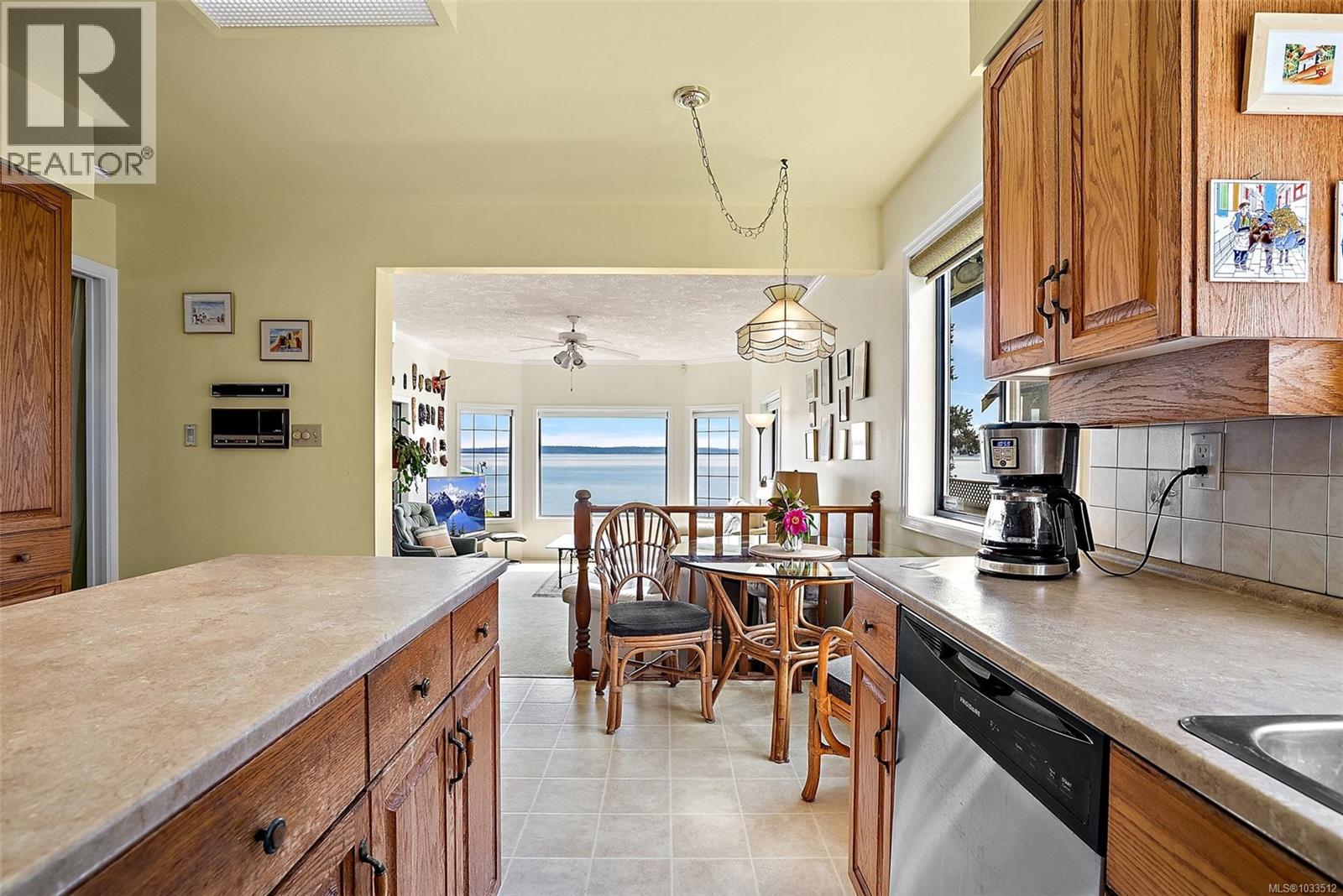 8877 Lochside Dr - 39