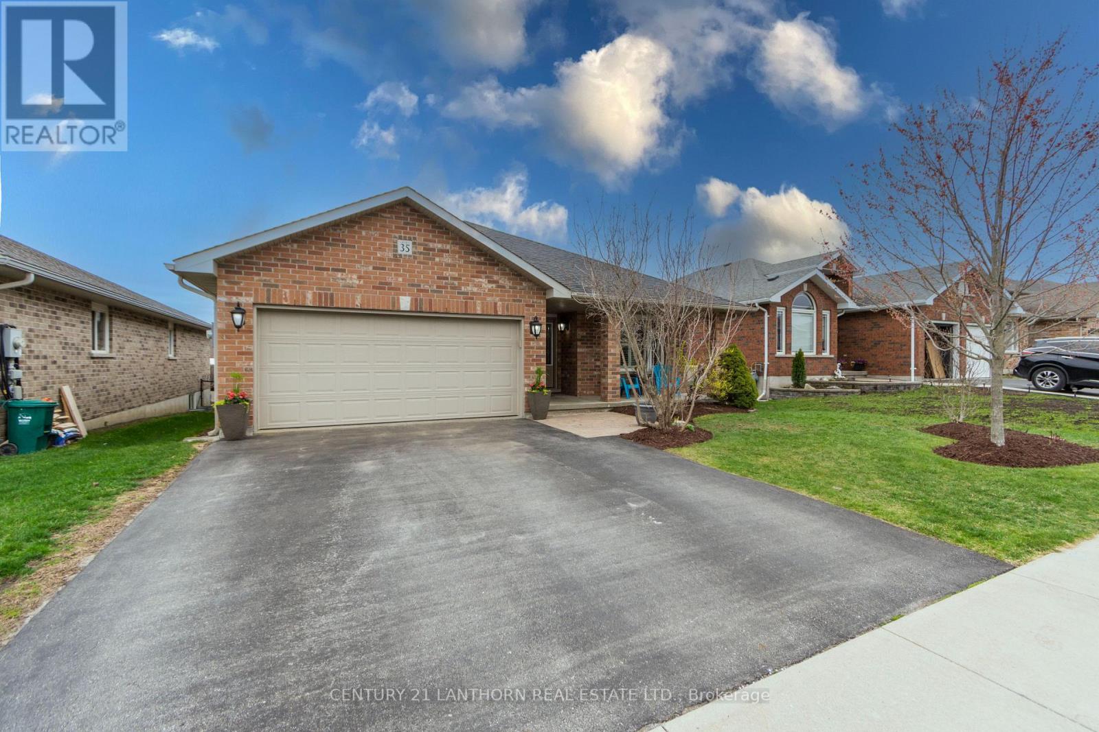 35 GALE CRESCENT - 4
