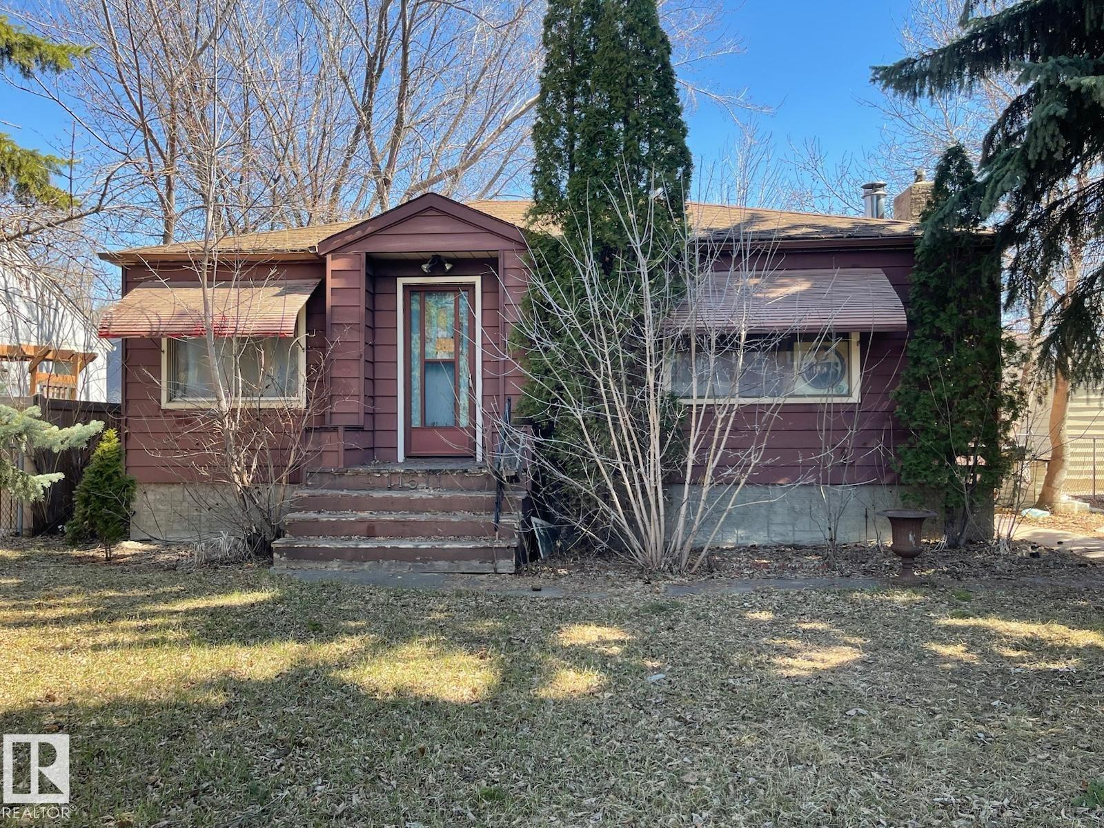 11511 St. Albert TR NW, Edmonton