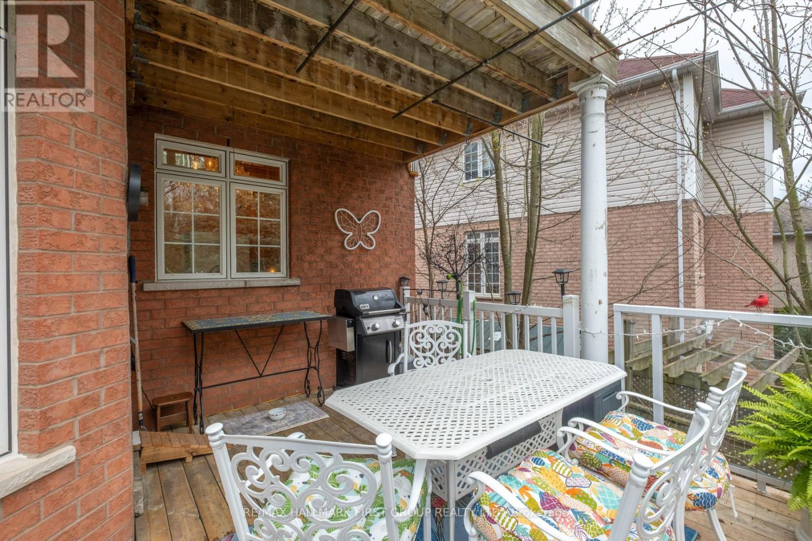 990 GLENBOURNE DRIVE - 20