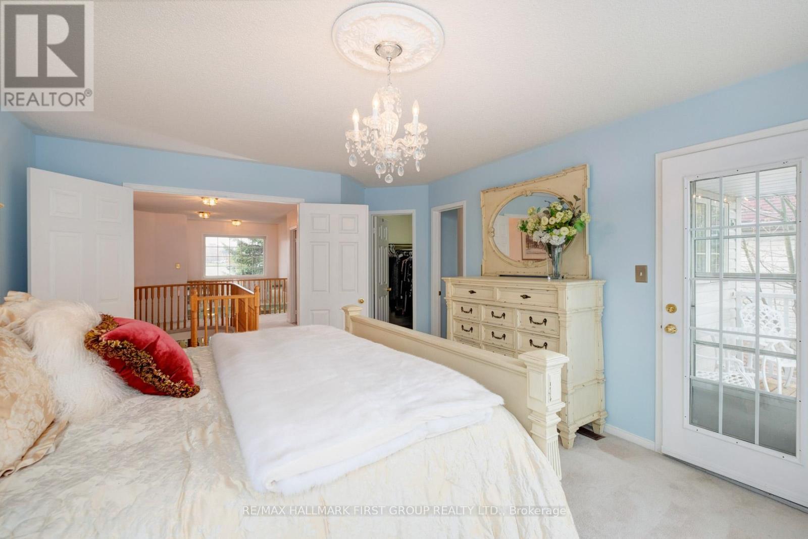990 GLENBOURNE DRIVE - 25