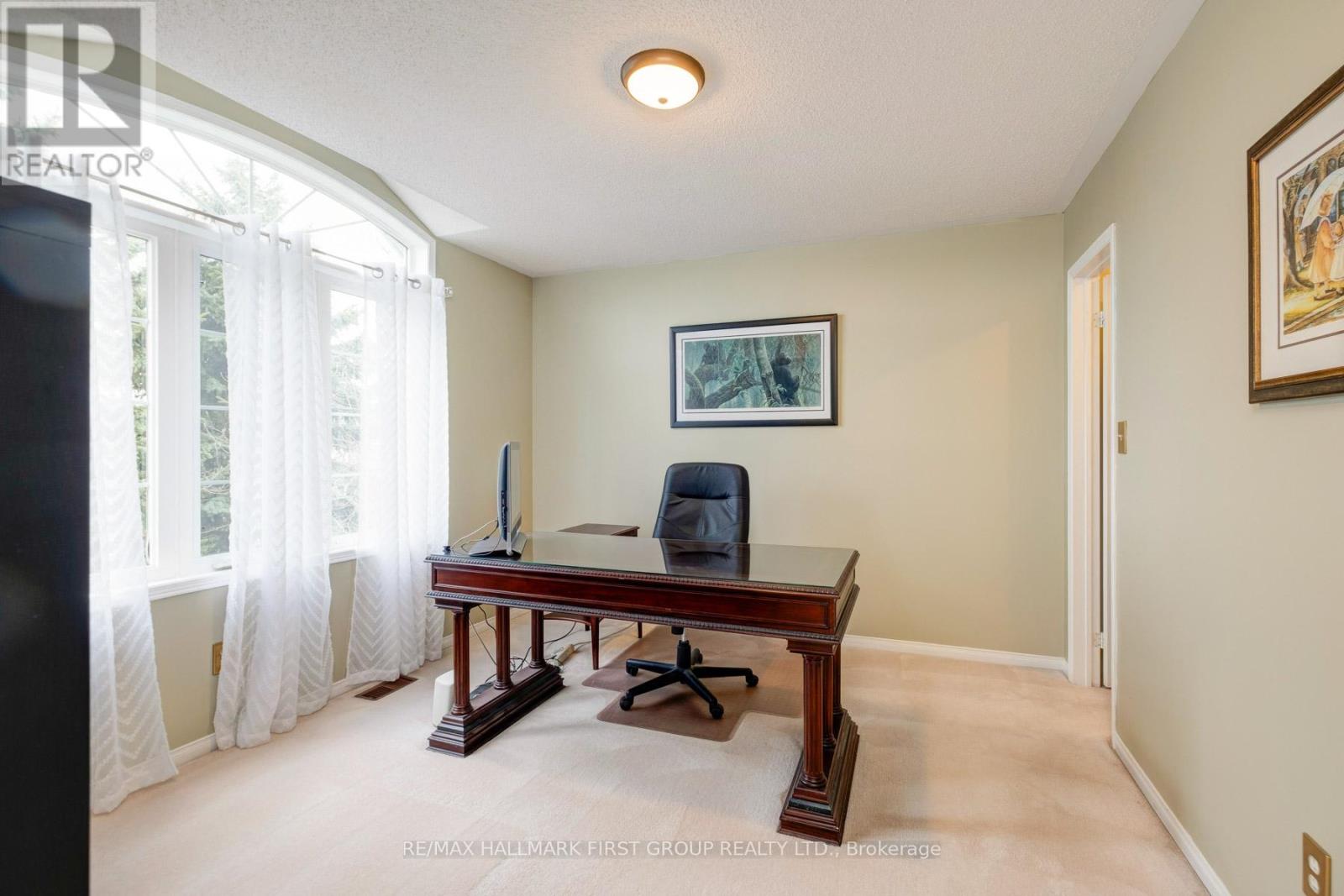 990 GLENBOURNE DRIVE - 28
