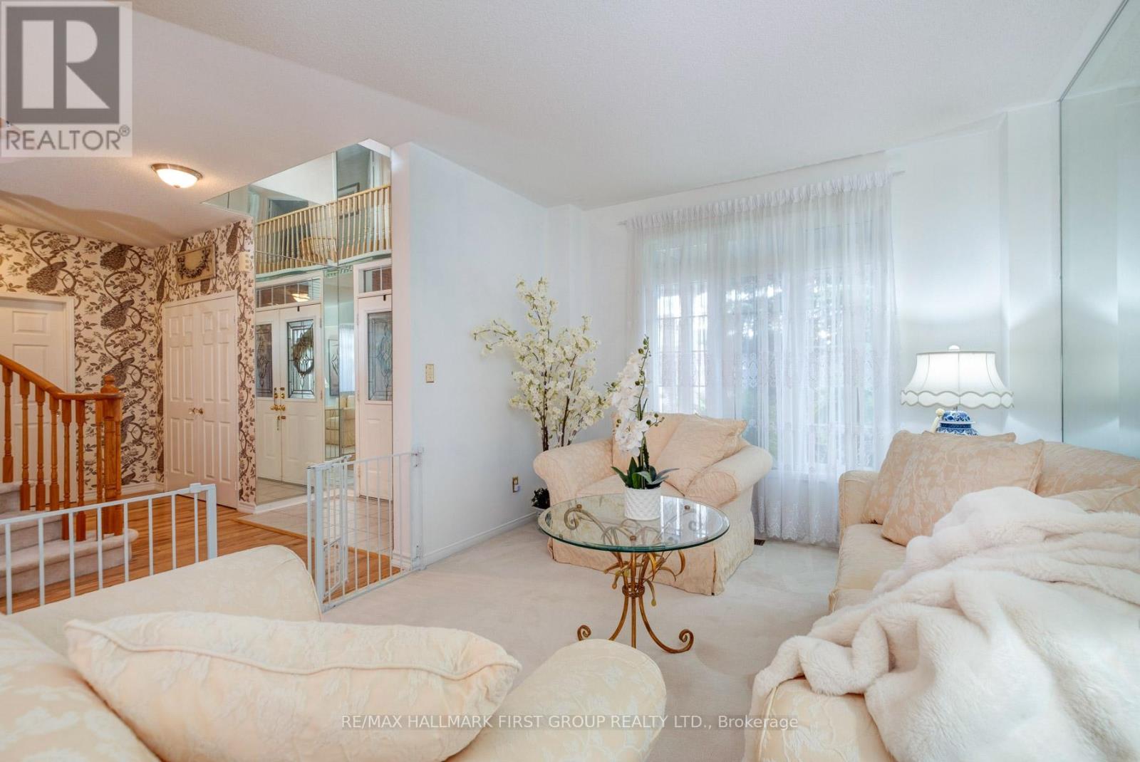 990 GLENBOURNE DRIVE - 8