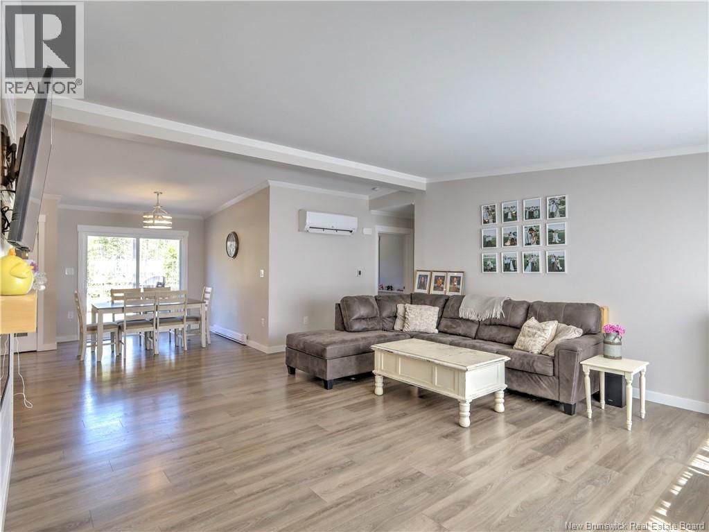 124 Diamond Square Road - Image 17