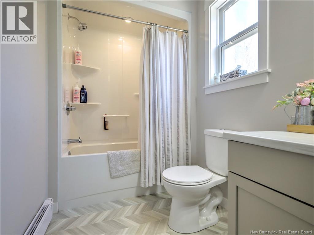 124 Diamond Square Road - Image 28