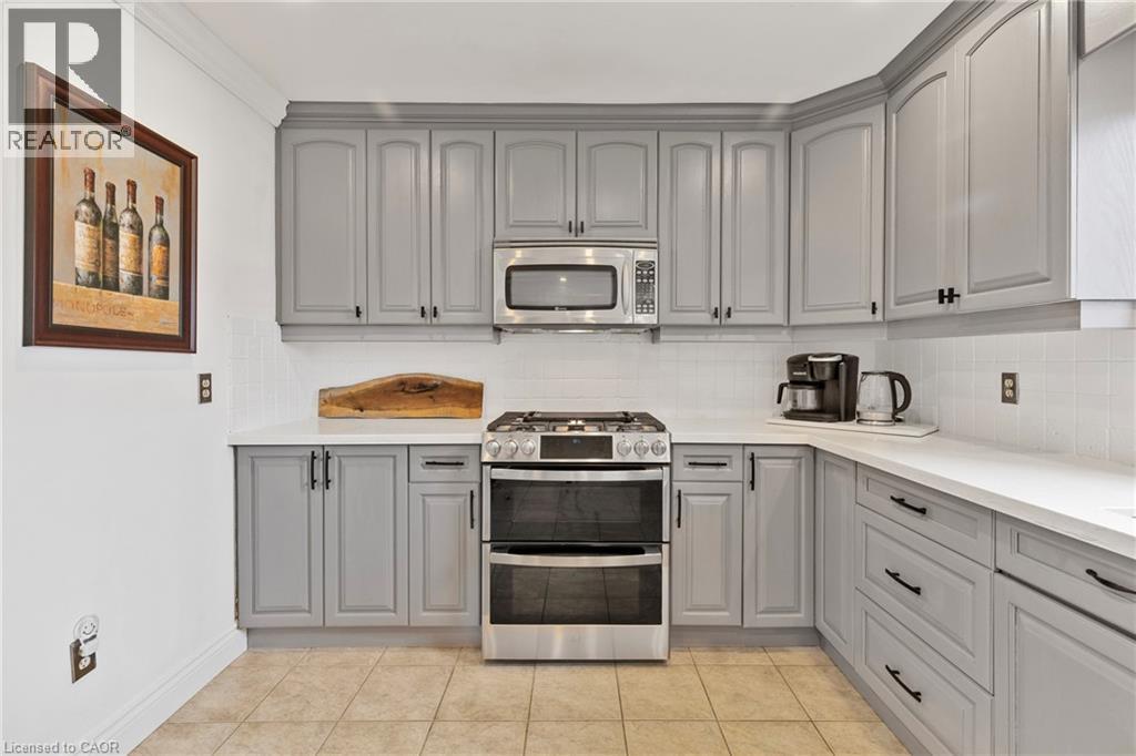 10 VEGA Crescent, Stoney Creek, Ontario, L8E4S7 — Photo 10