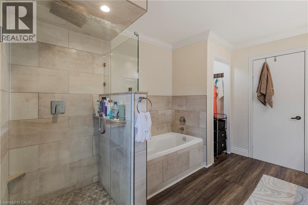 10 VEGA Crescent, Stoney Creek, Ontario, L8E4S7 — Photo 26