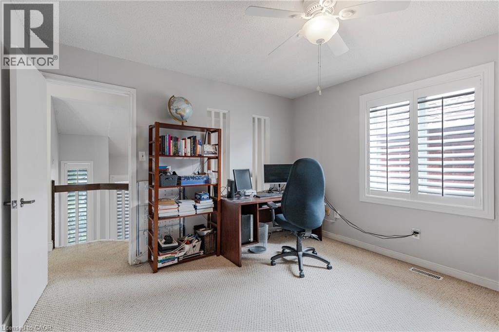 10 VEGA Crescent, Stoney Creek, Ontario, L8E4S7 — Photo 28