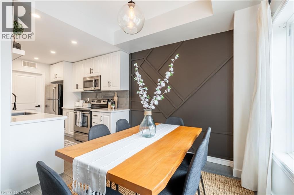 11 STOCKBRIDGE Gardens Unit# 5, Stoney Creek, Ontario, L8J0H5 — Photo 16