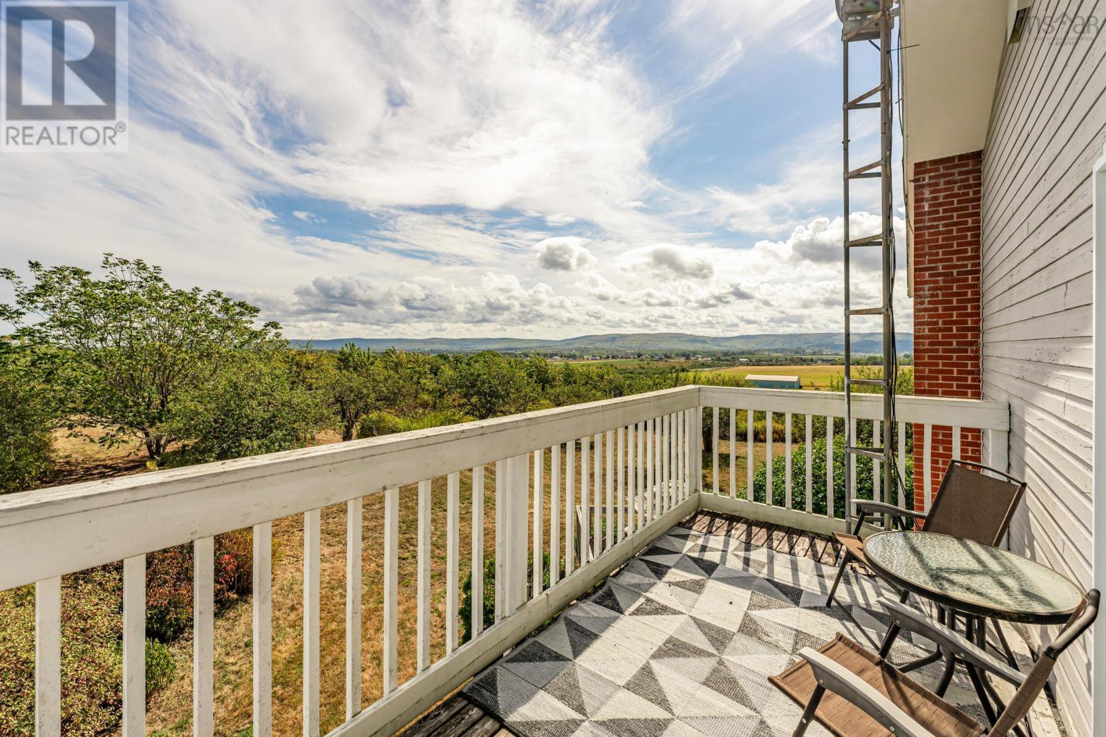 260 Phinney Mountain Road - 32