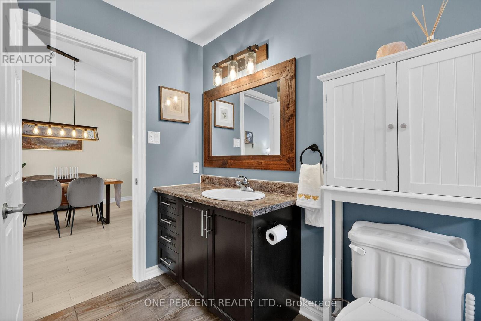 210 TRILLIUM CIRCLE - 25