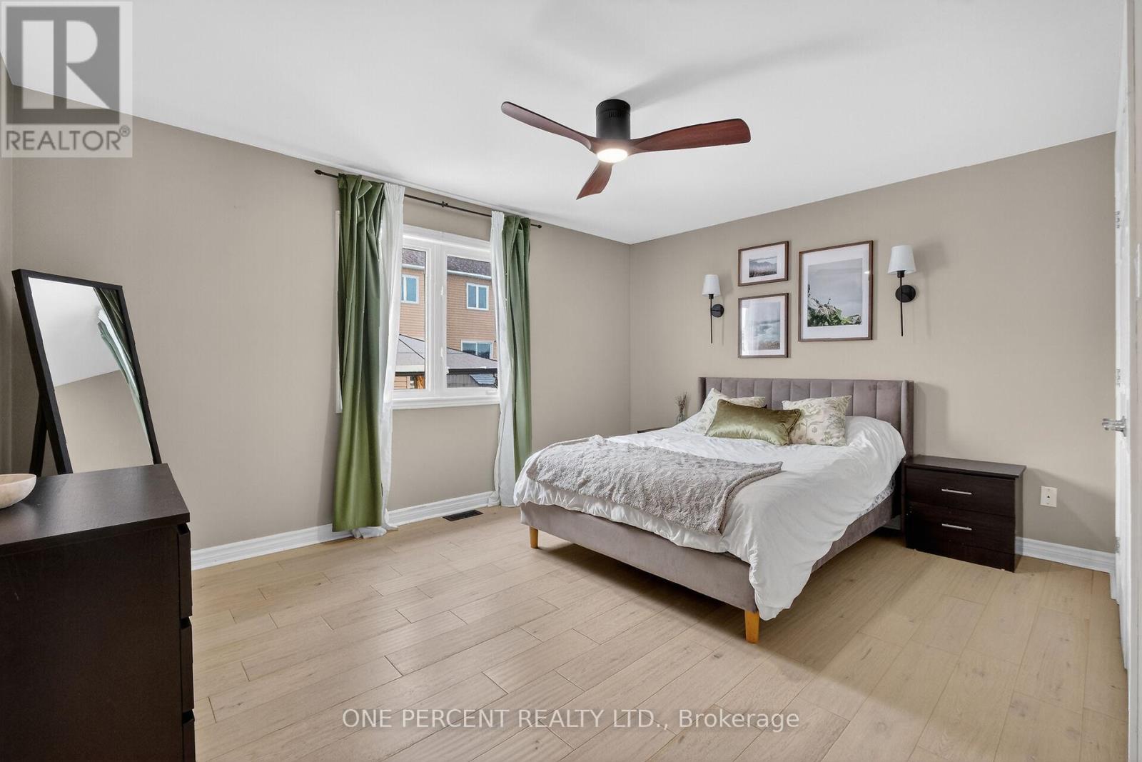 210 TRILLIUM CIRCLE - 26