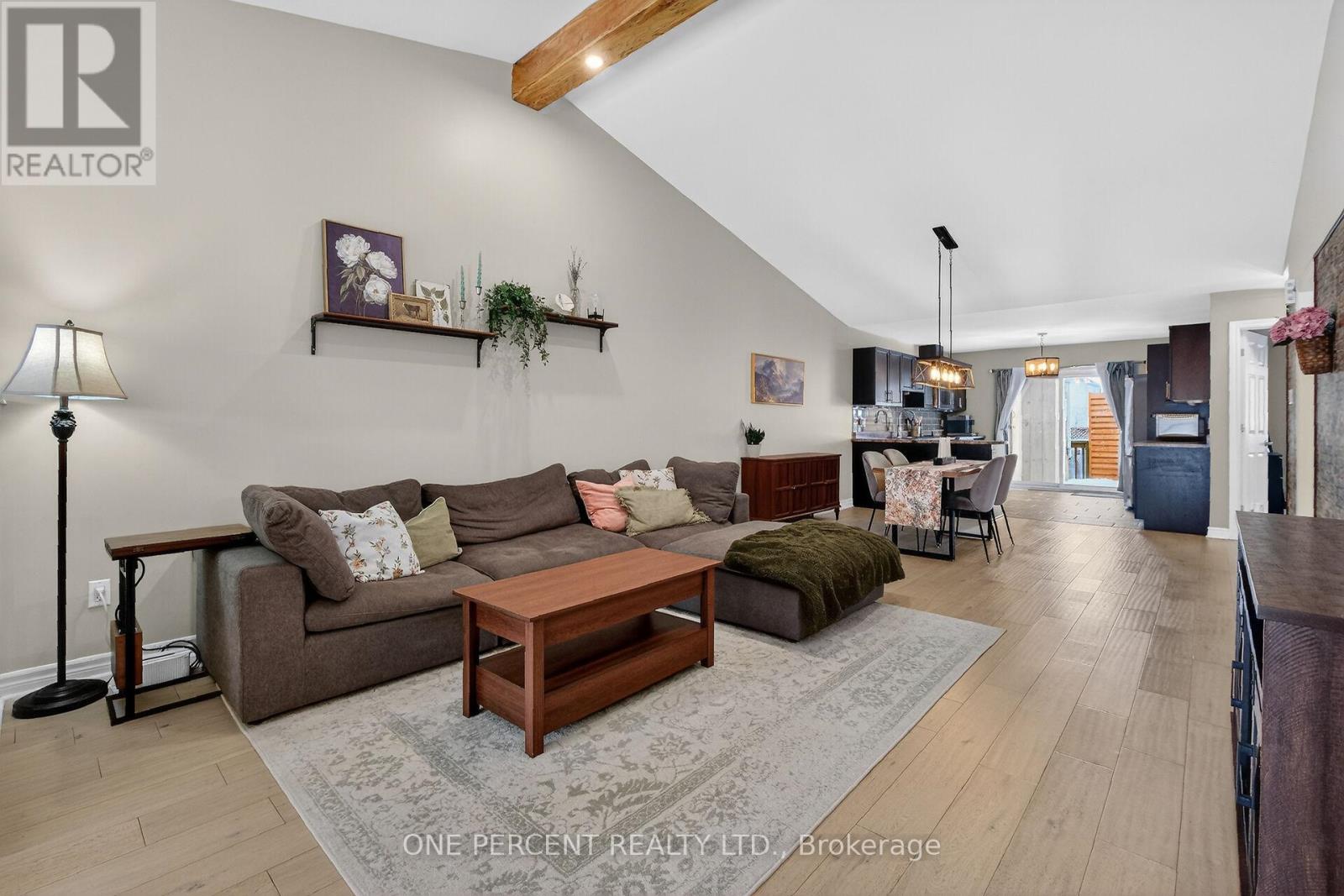 210 TRILLIUM CIRCLE - 4
