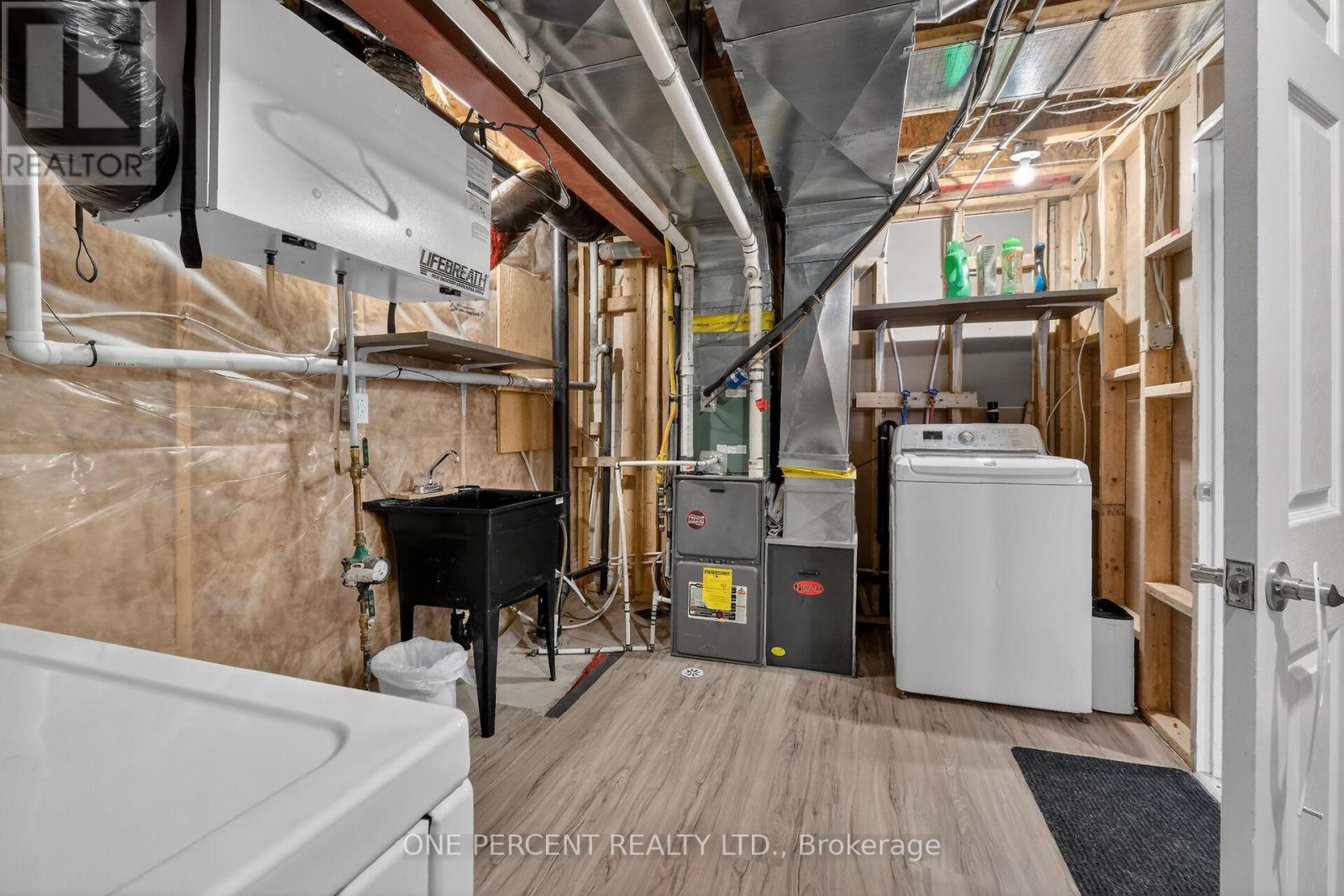 210 TRILLIUM CIRCLE - 42