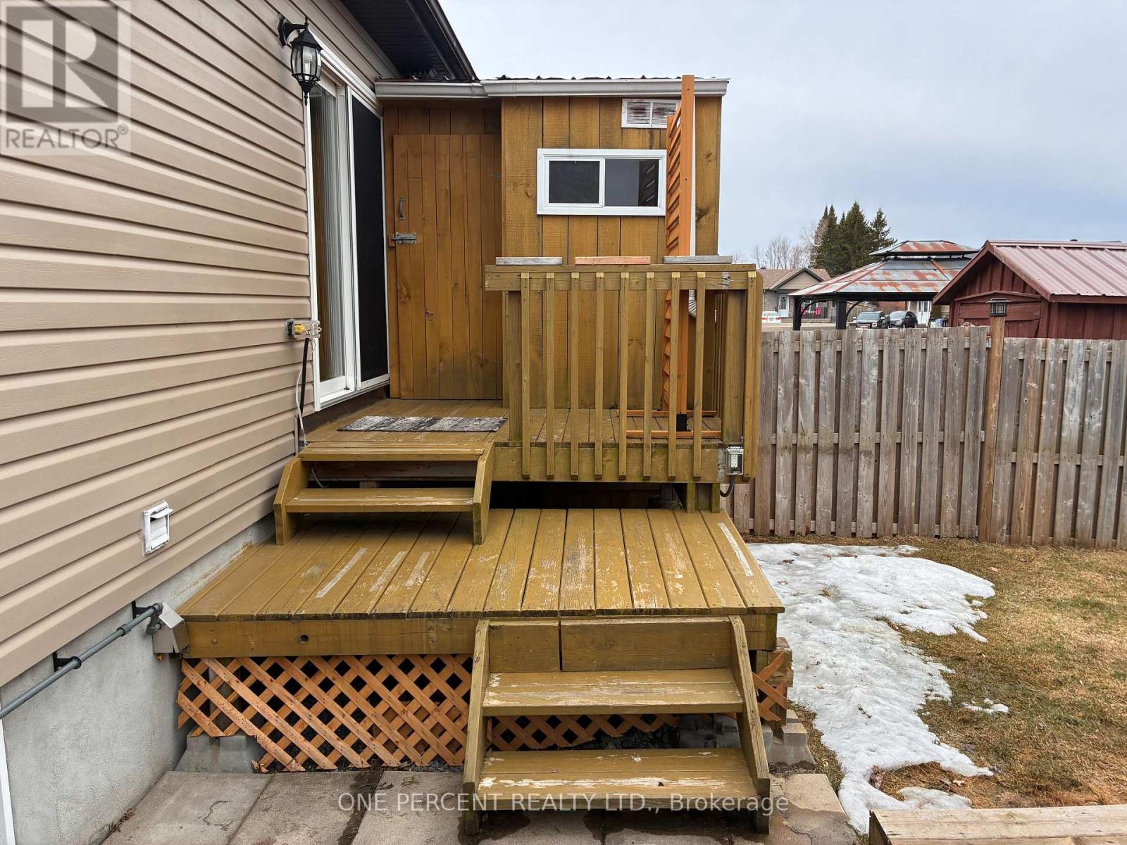 210 TRILLIUM CIRCLE - 44