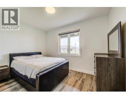 Great room - 625 Winchester Avenue S, Listowel, ON N4W0J9 Photo 6