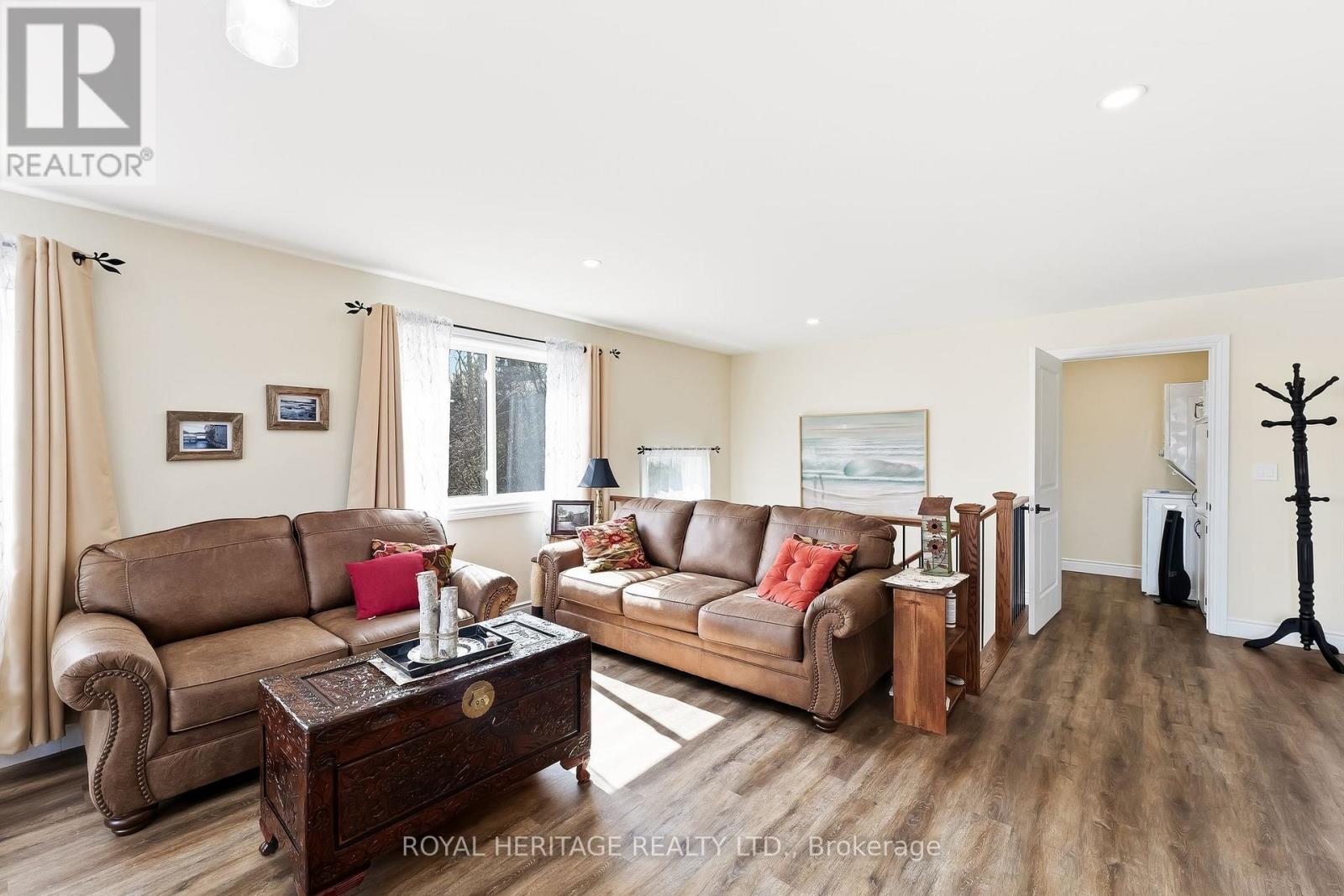 24 ROCK STREET - 16