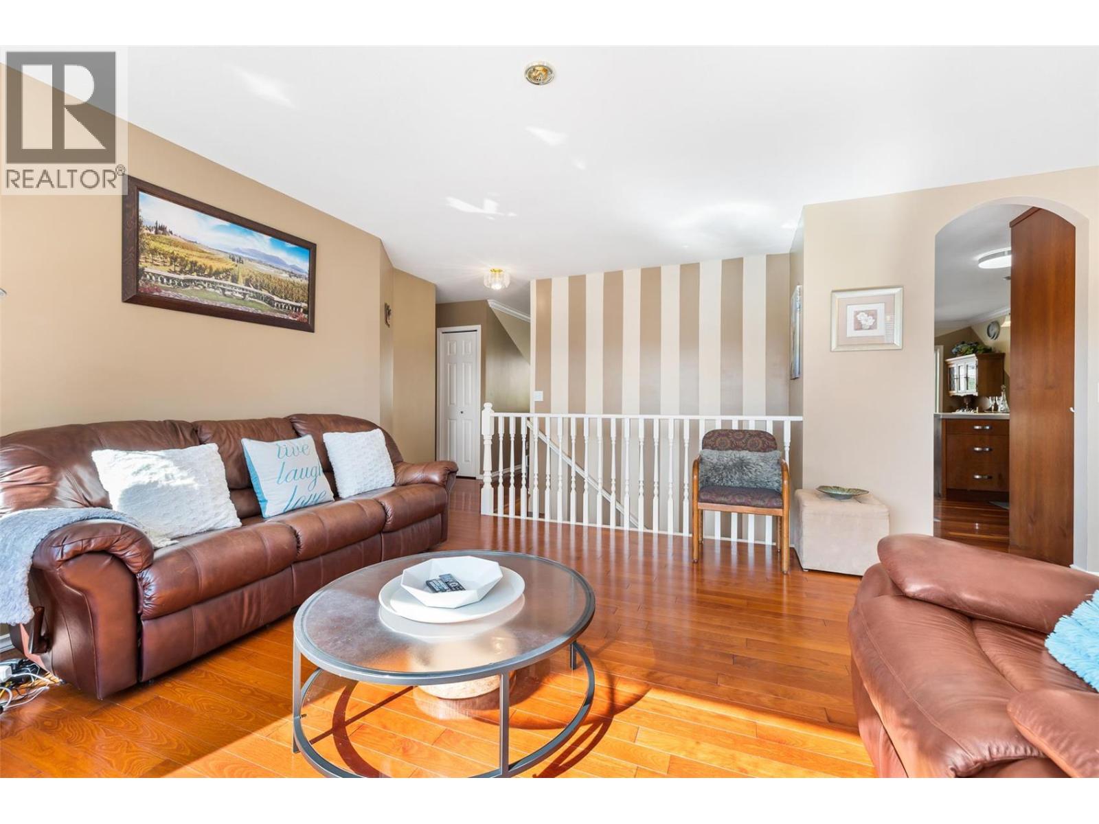 1056 Caledonia Way - 10