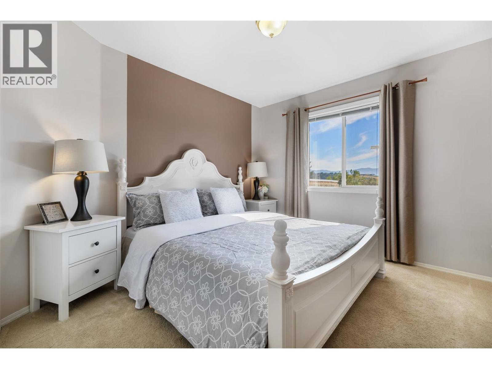  1056 Caledonia Way, West Kelowna