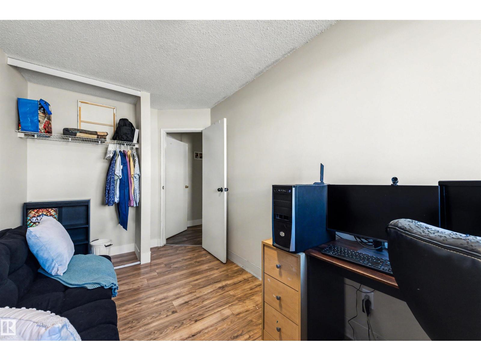 #110 14520 52 ST NW, Edmonton