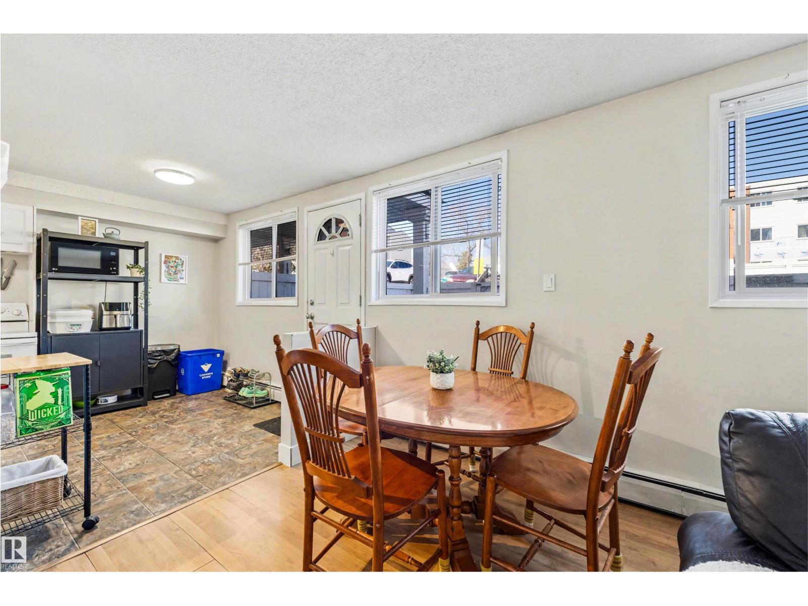 #110 14520 52 ST NW, Edmonton