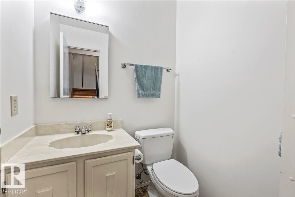 31 GRANDIN WOODS ES, St. Albert