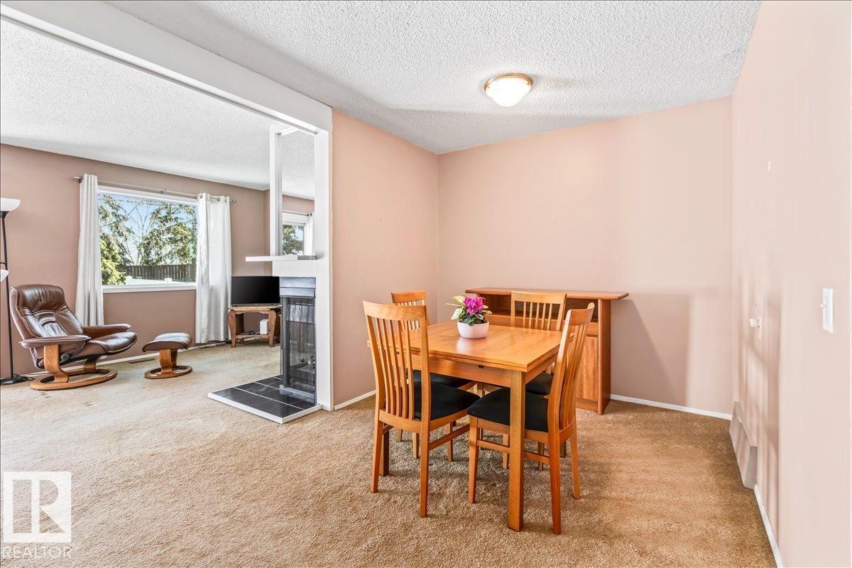 31 GRANDIN WOODS ES, St. Albert