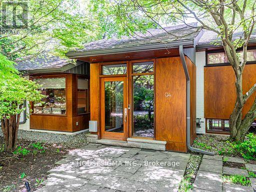 94 LAURENTIDE DRIVE - 1