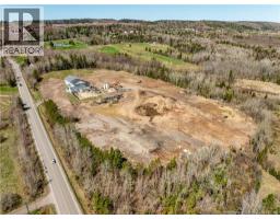 815 Gorge Road, photo 2