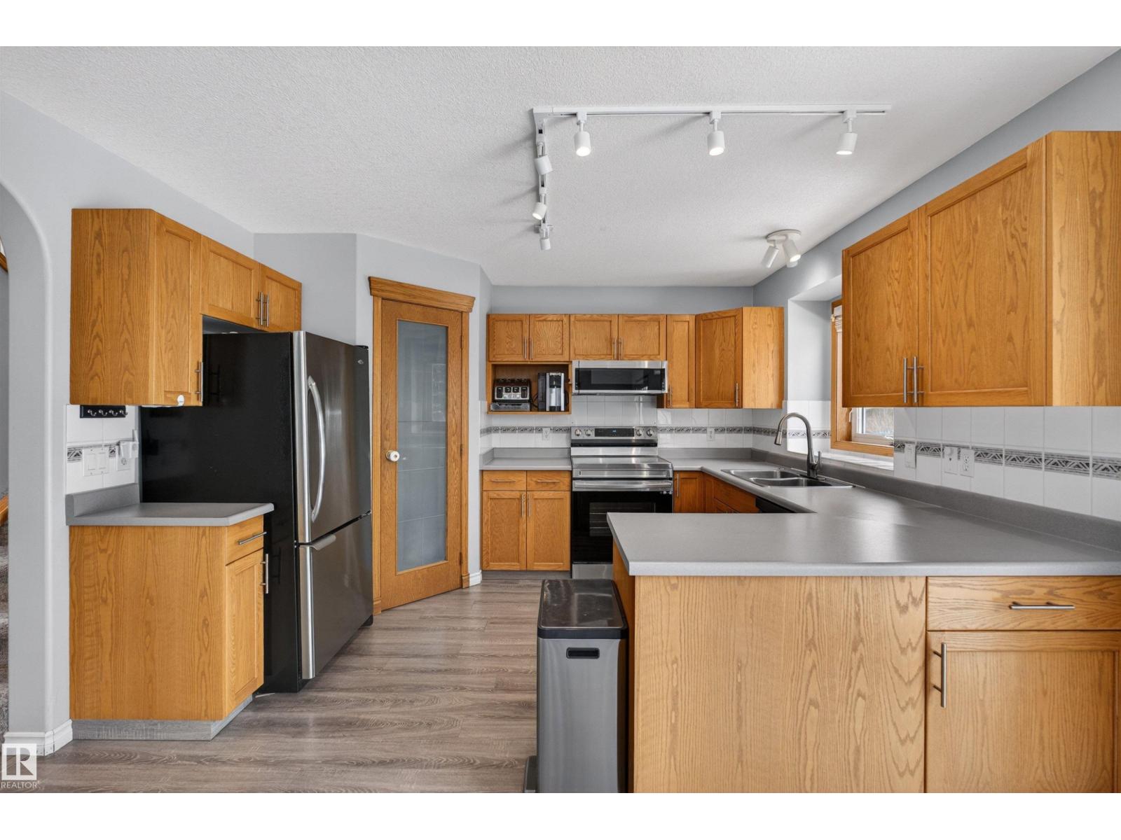 874 RYAN PL NW - 23