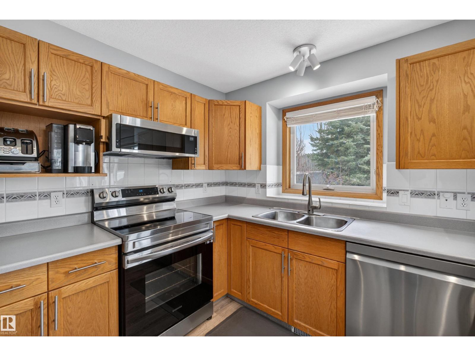 874 RYAN PL NW - 25