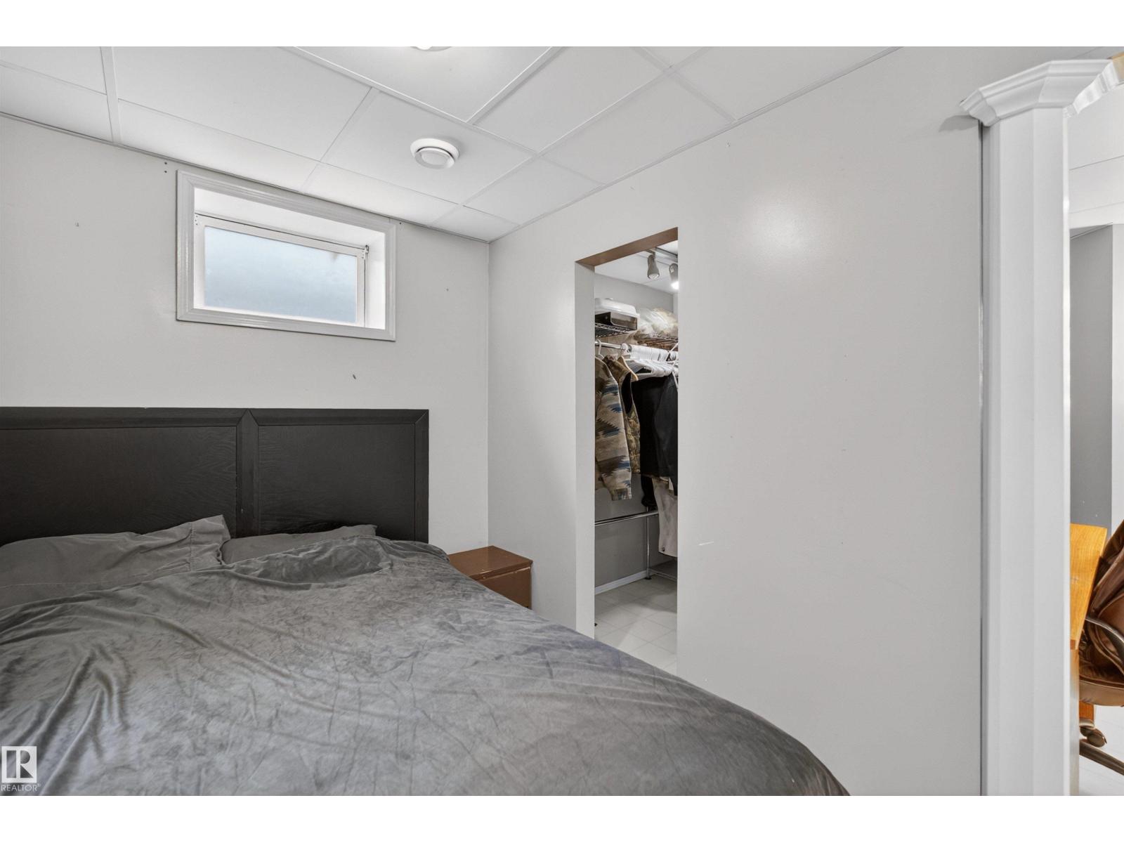 874 RYAN PL NW - 55