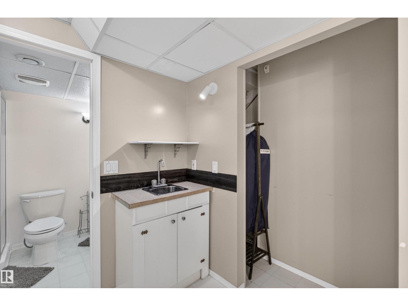 874 RYAN PL NW - 60