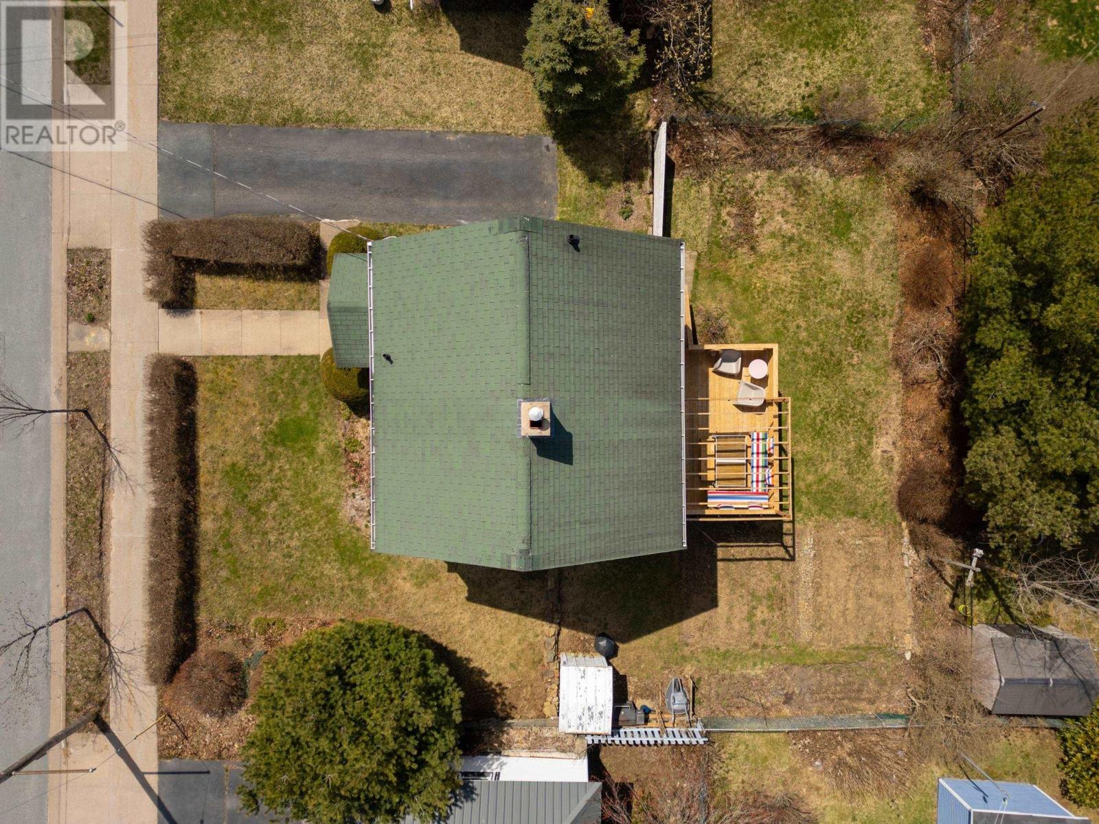 Property 46 of 49 of 5 Gladstone Avenue