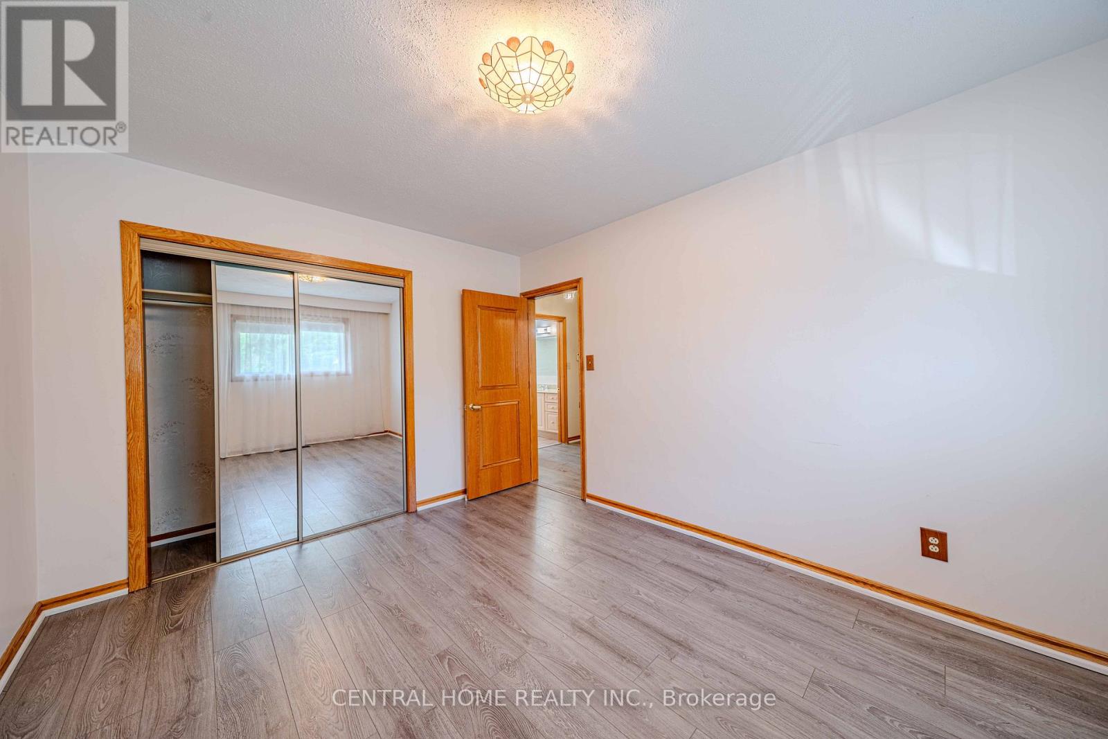 102 MEADOWVALE ROAD - 18