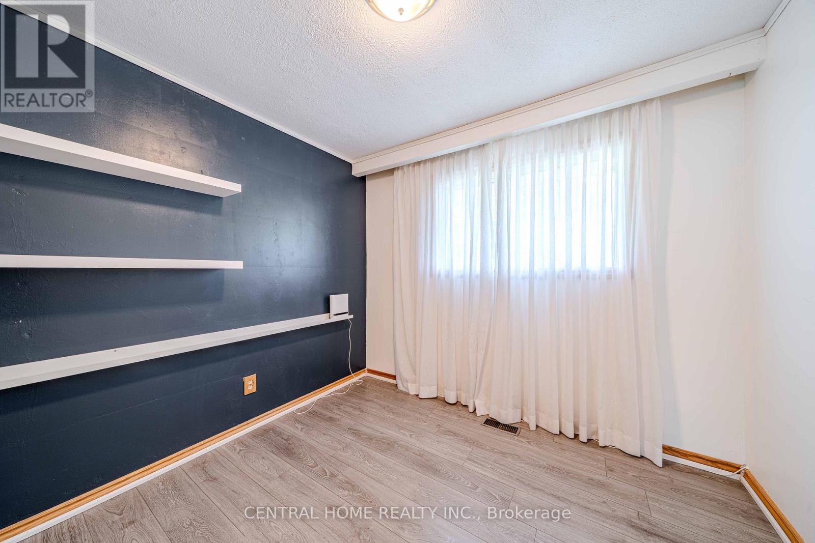 102 MEADOWVALE ROAD - 23