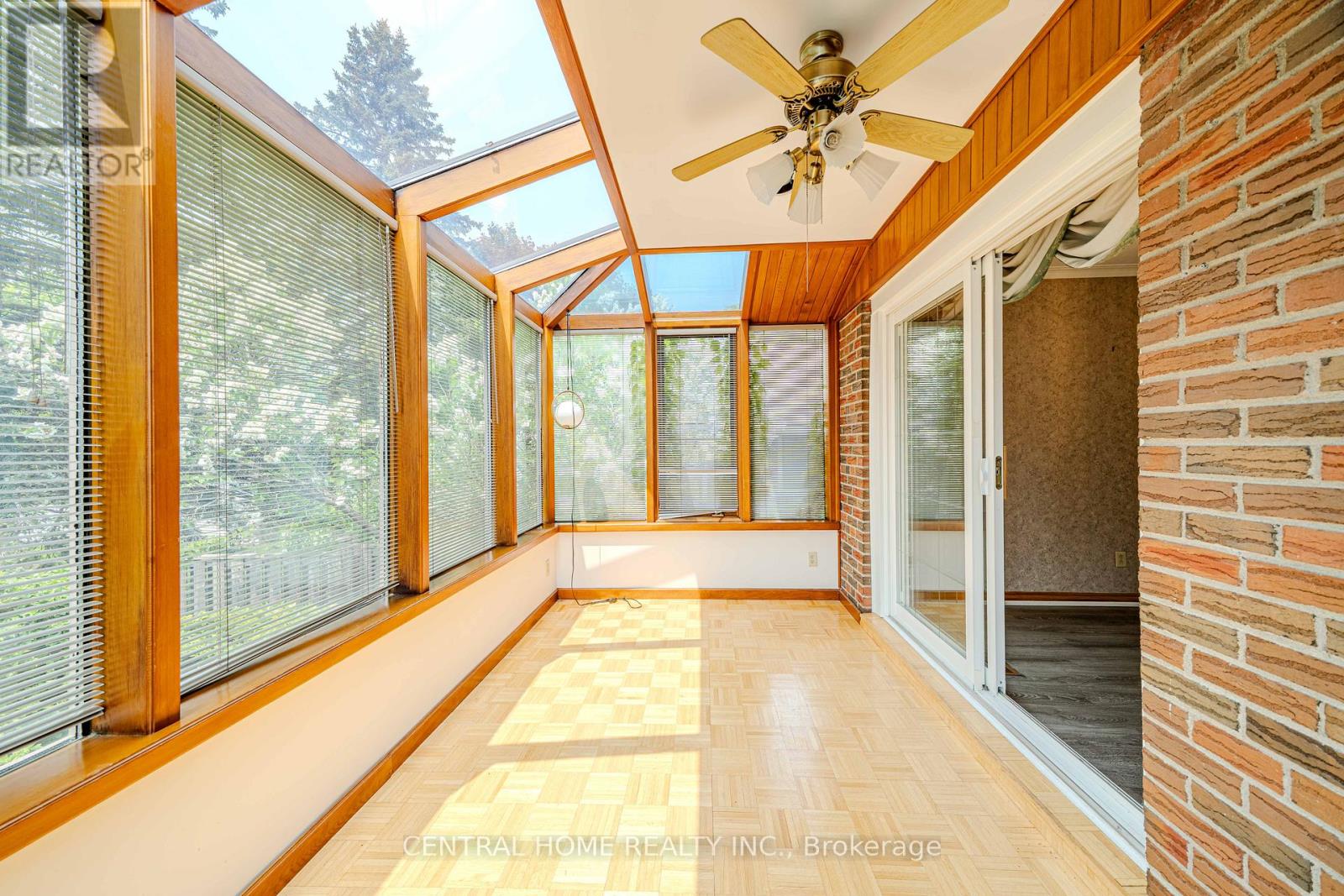 102 MEADOWVALE ROAD - 27