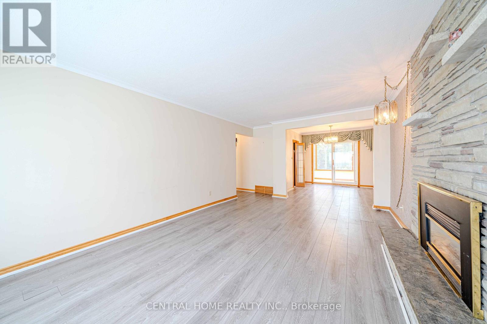 102 MEADOWVALE ROAD - 9