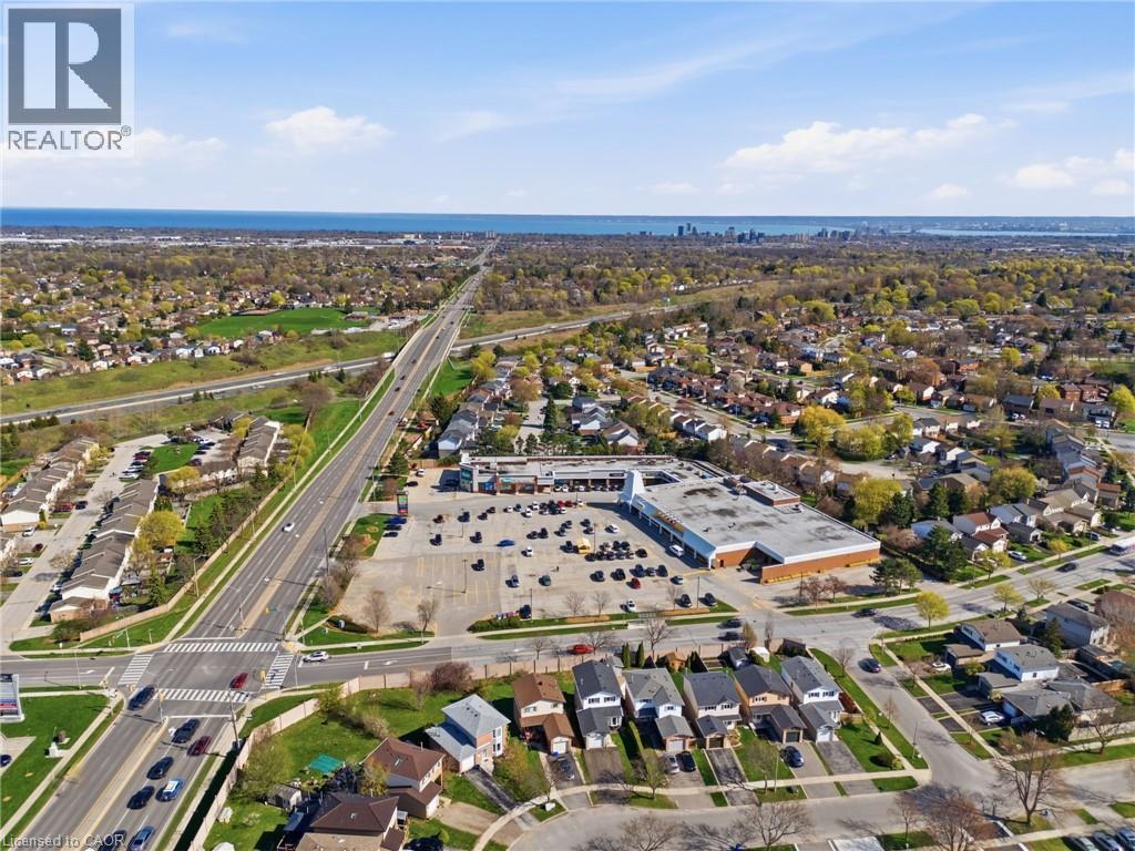2376 BRUNSWICK Court, Burlington, Ontario, L7P4P2 — Photo 42