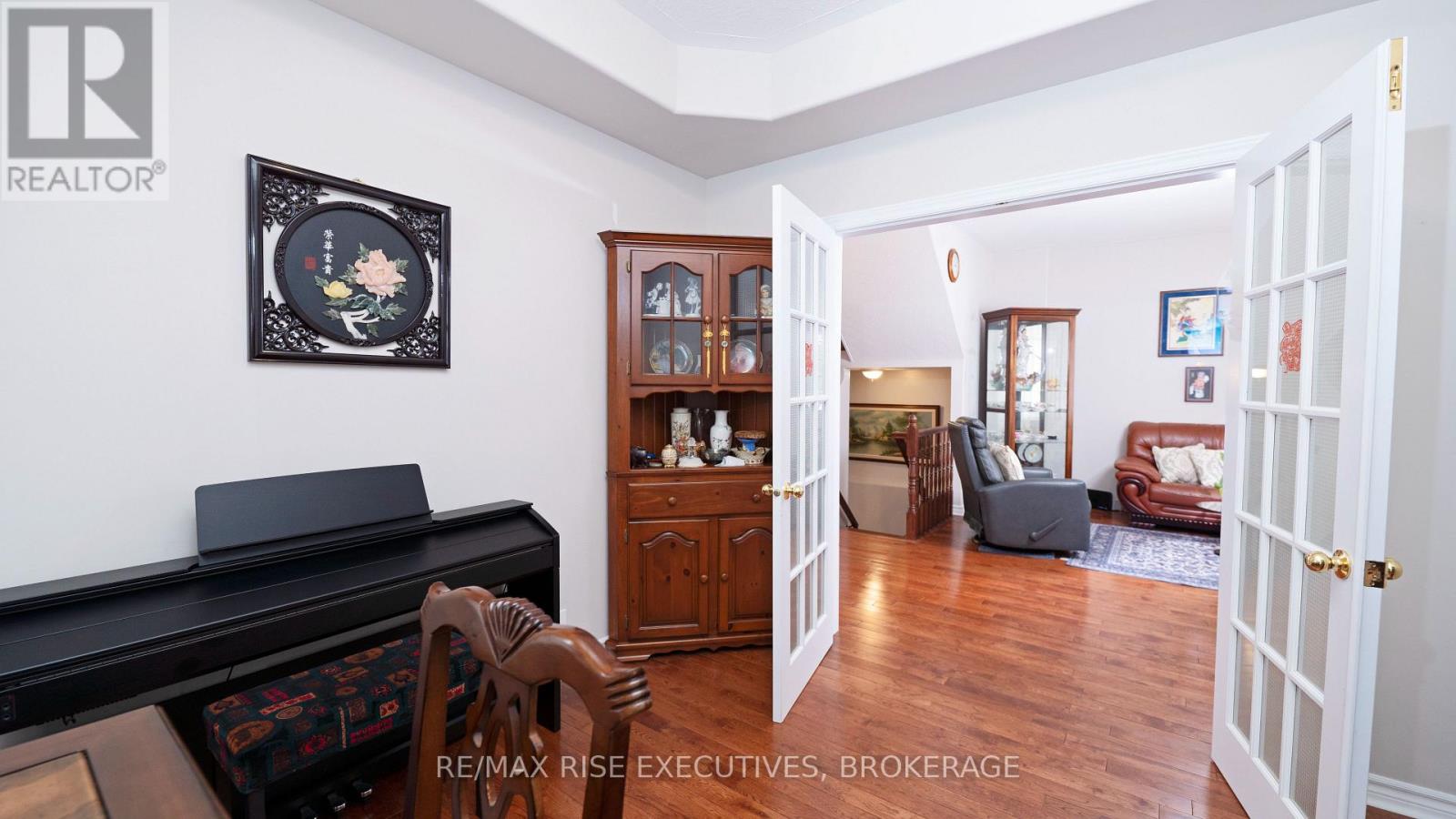 1405 CROSSFIELD AVENUE - 6