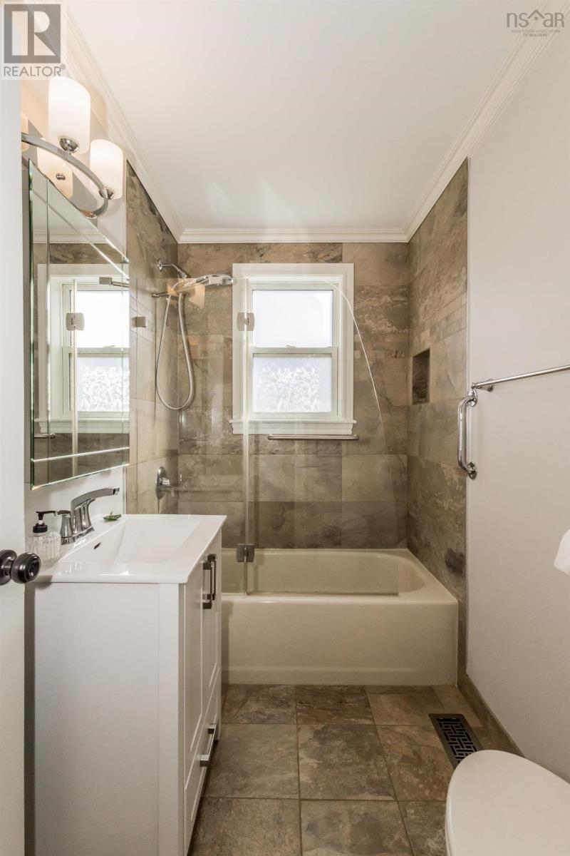 3596 Clementsvale Road - 19