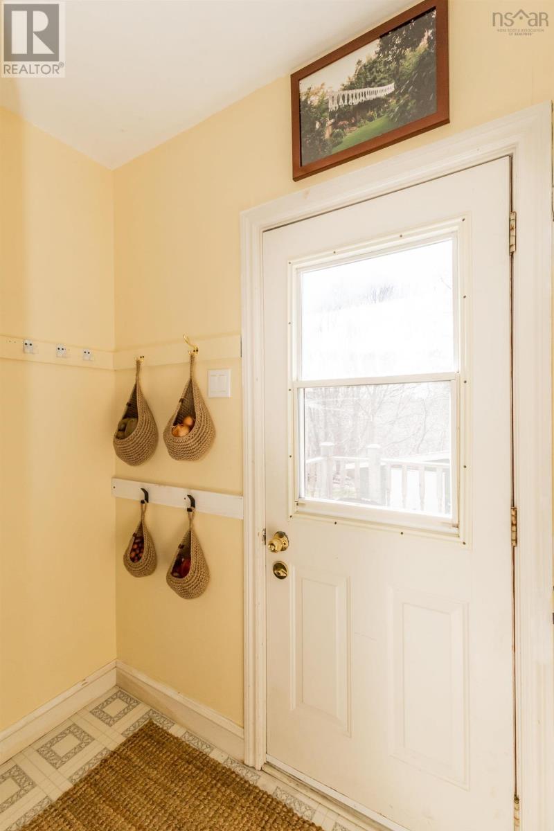 3596 Clementsvale Road - 24