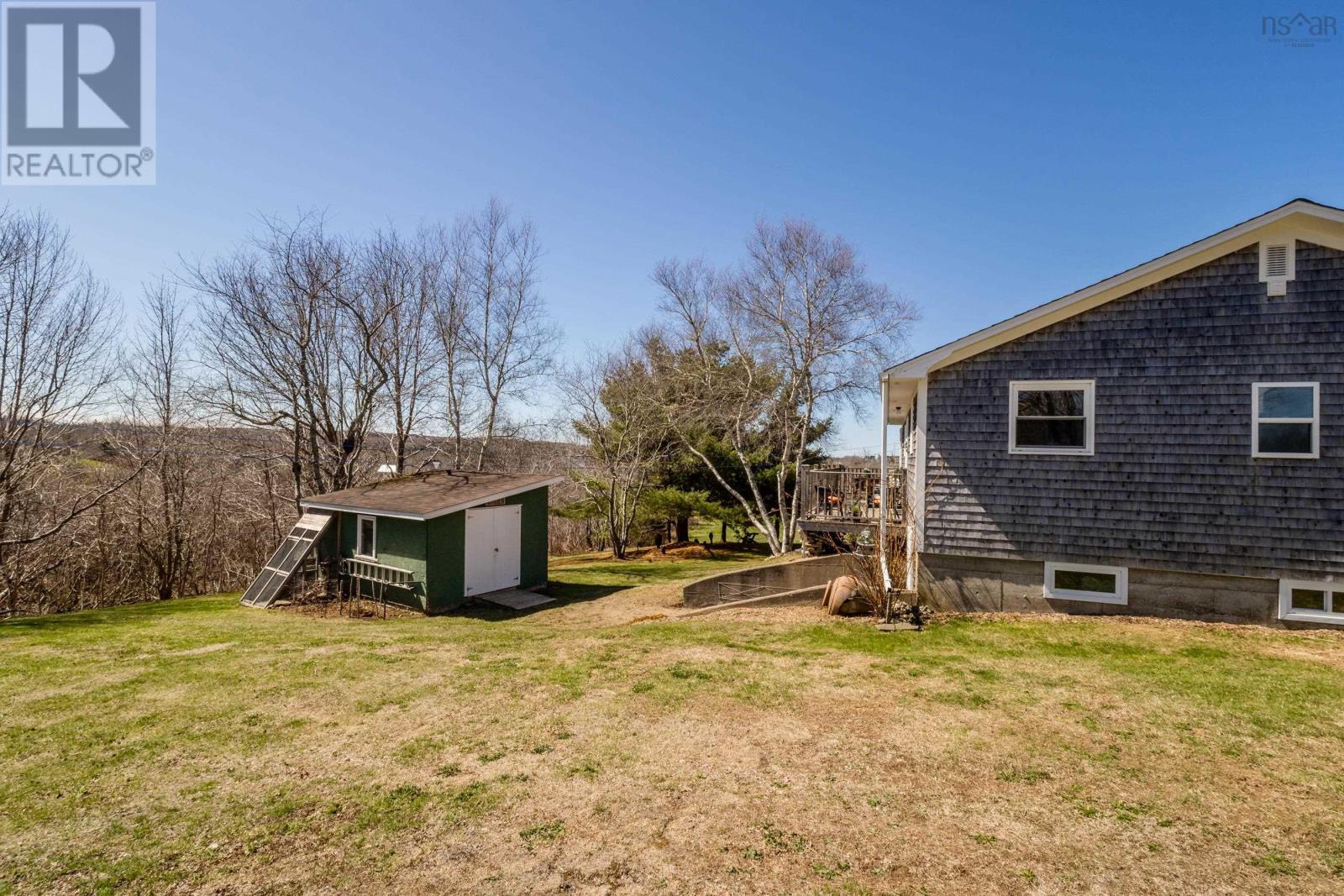 3596 Clementsvale Road - 32