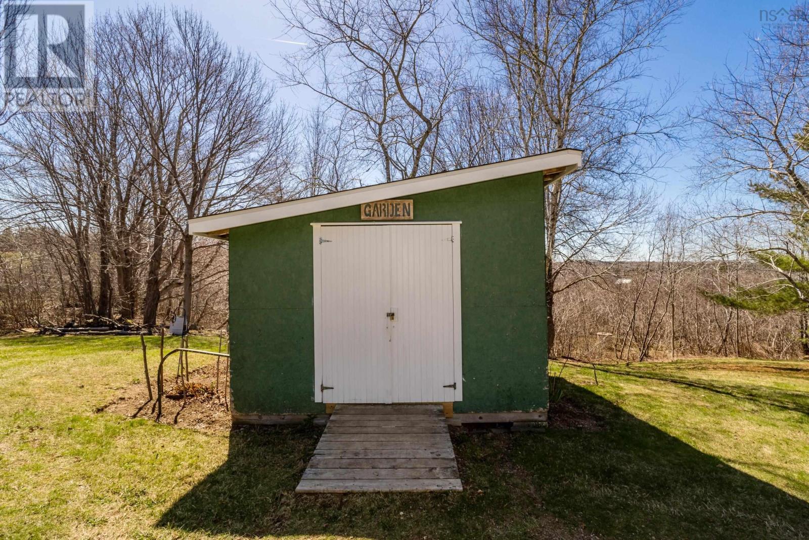 3596 Clementsvale Road - 34
