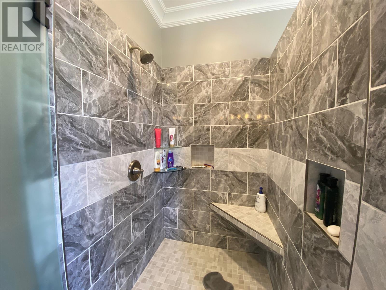 155 Hansen Highway - 34