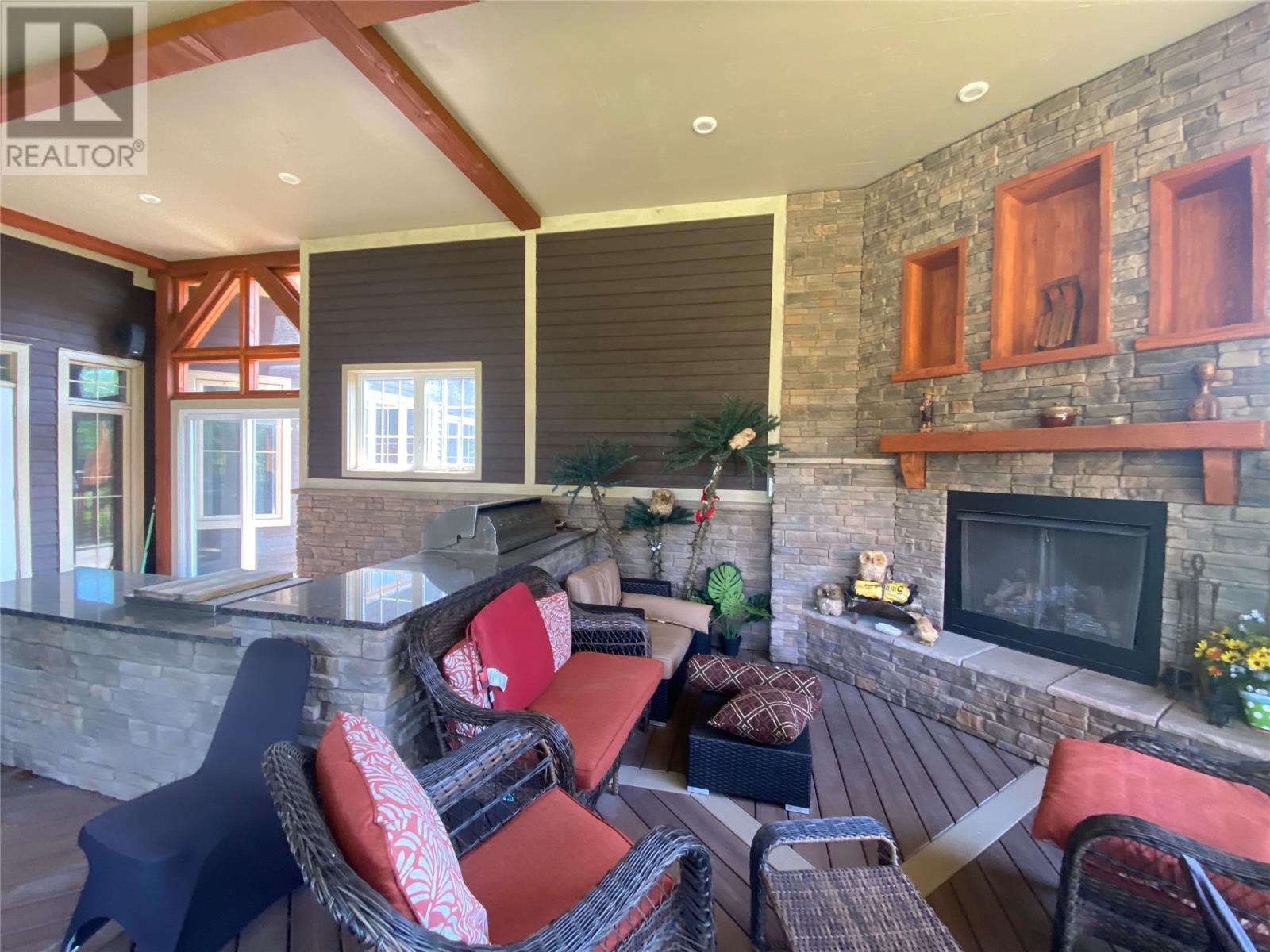 155 Hansen Highway - 8