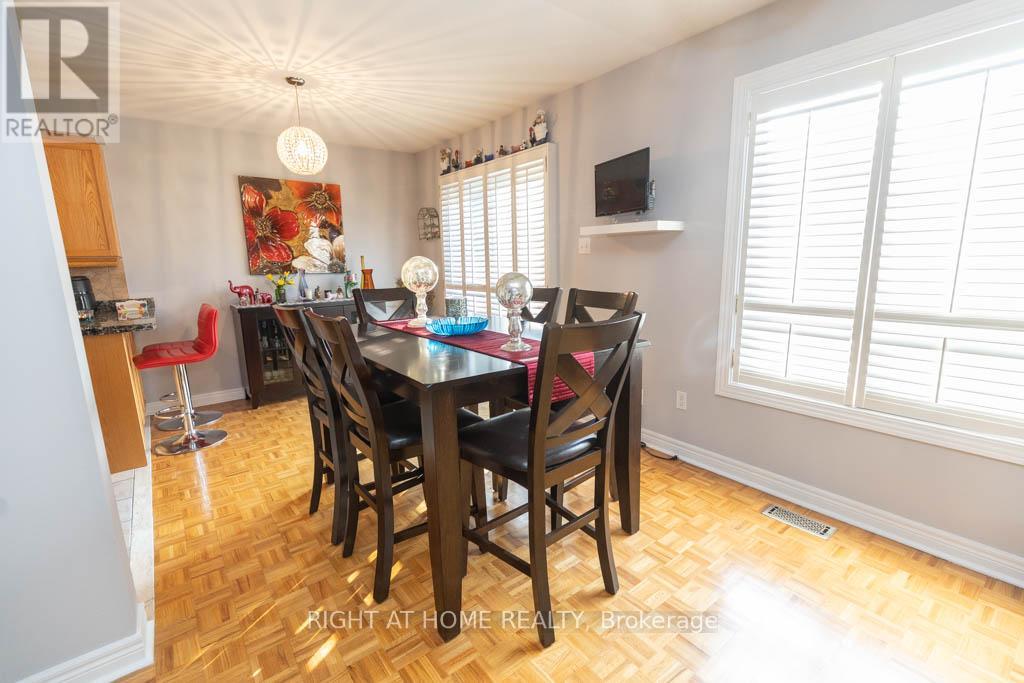 63 PAVIN CRESCENT - 11