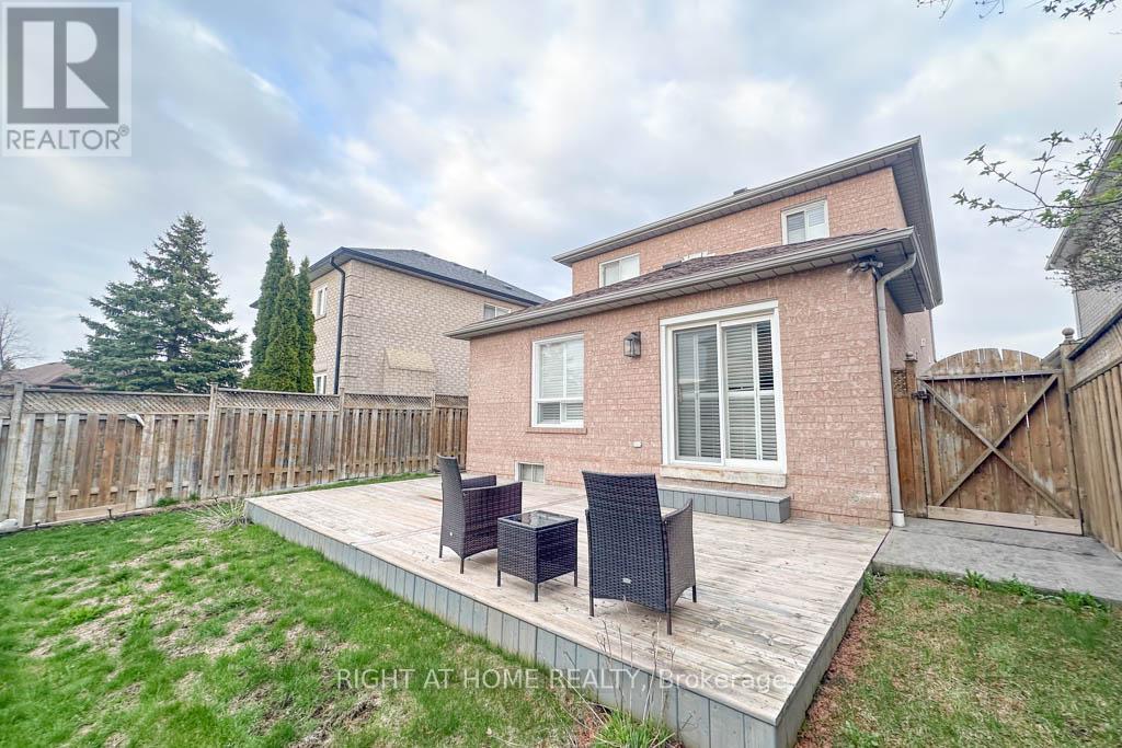 63 PAVIN CRESCENT - 42