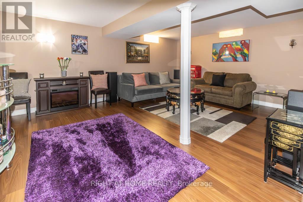 63 PAVIN CRESCENT - 33
